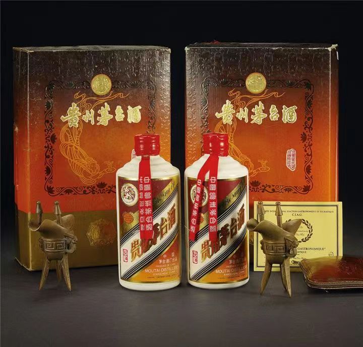 双鸭山礼盒茅台酒回收